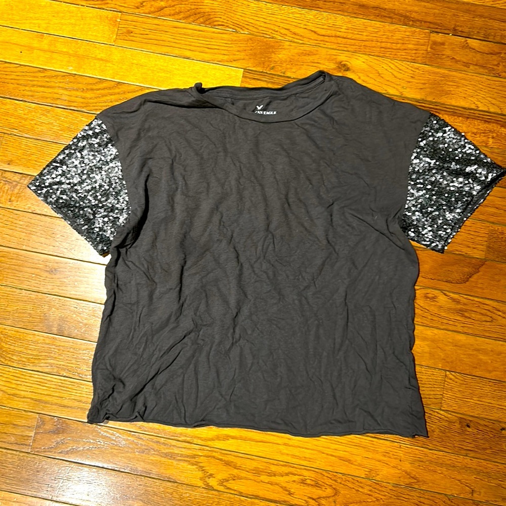 Women’s top, size Medium